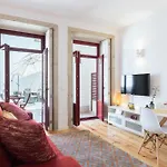 Apartman Host Wise - Spacious Bright Flat - Terrace Porto